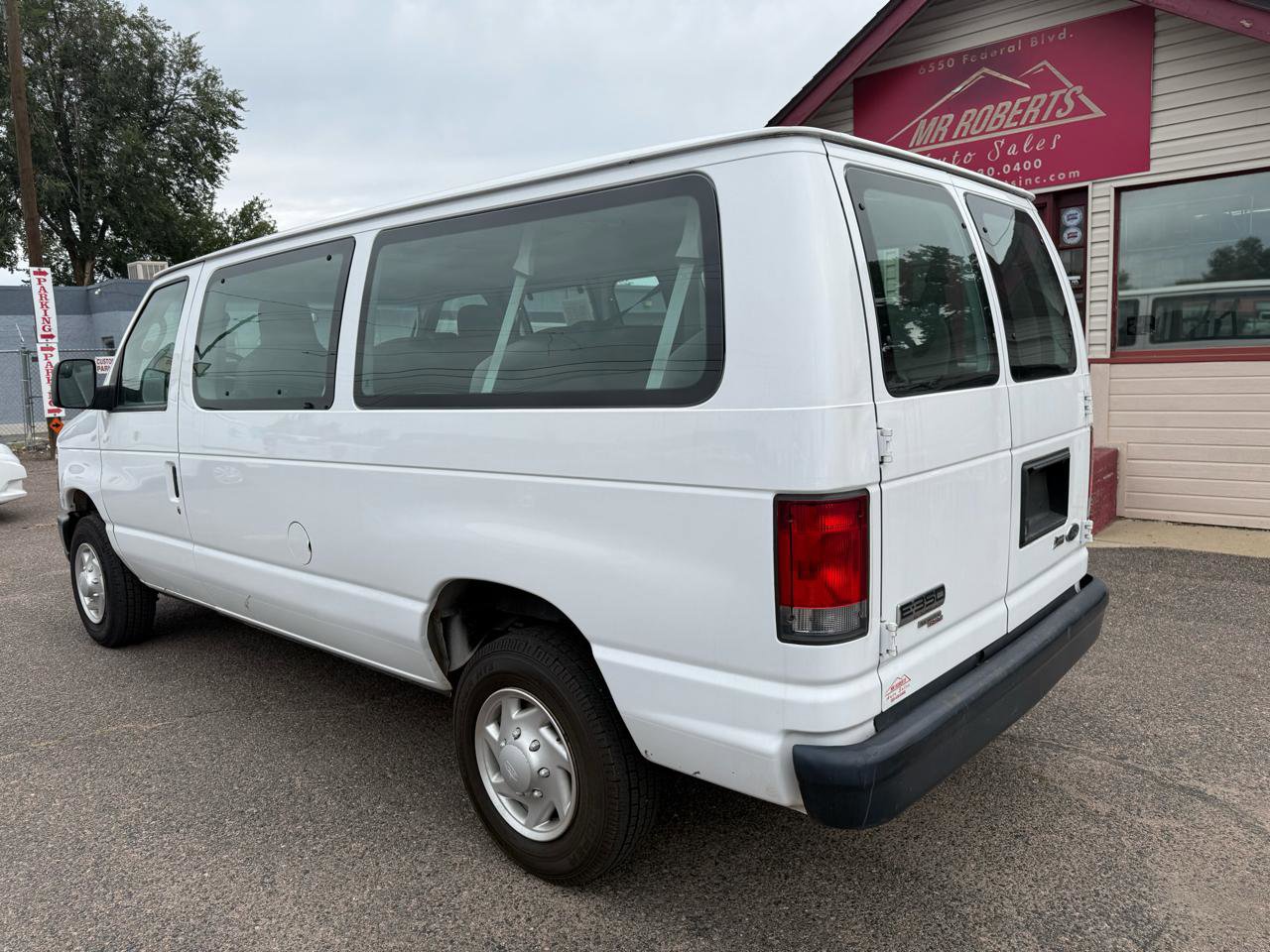 Used 2013 Ford E-350 and Econoline 350 XL image 7