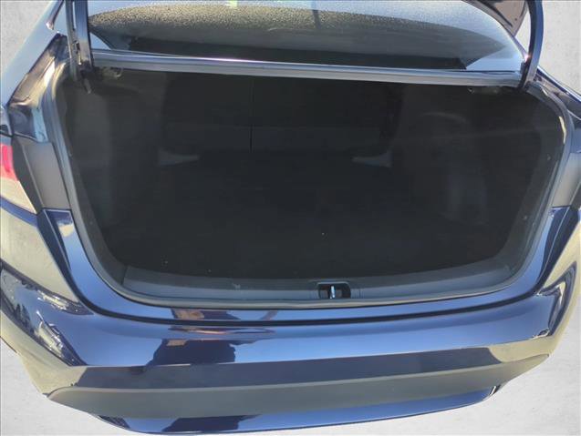 Used 2021 Toyota Corolla LE image 24