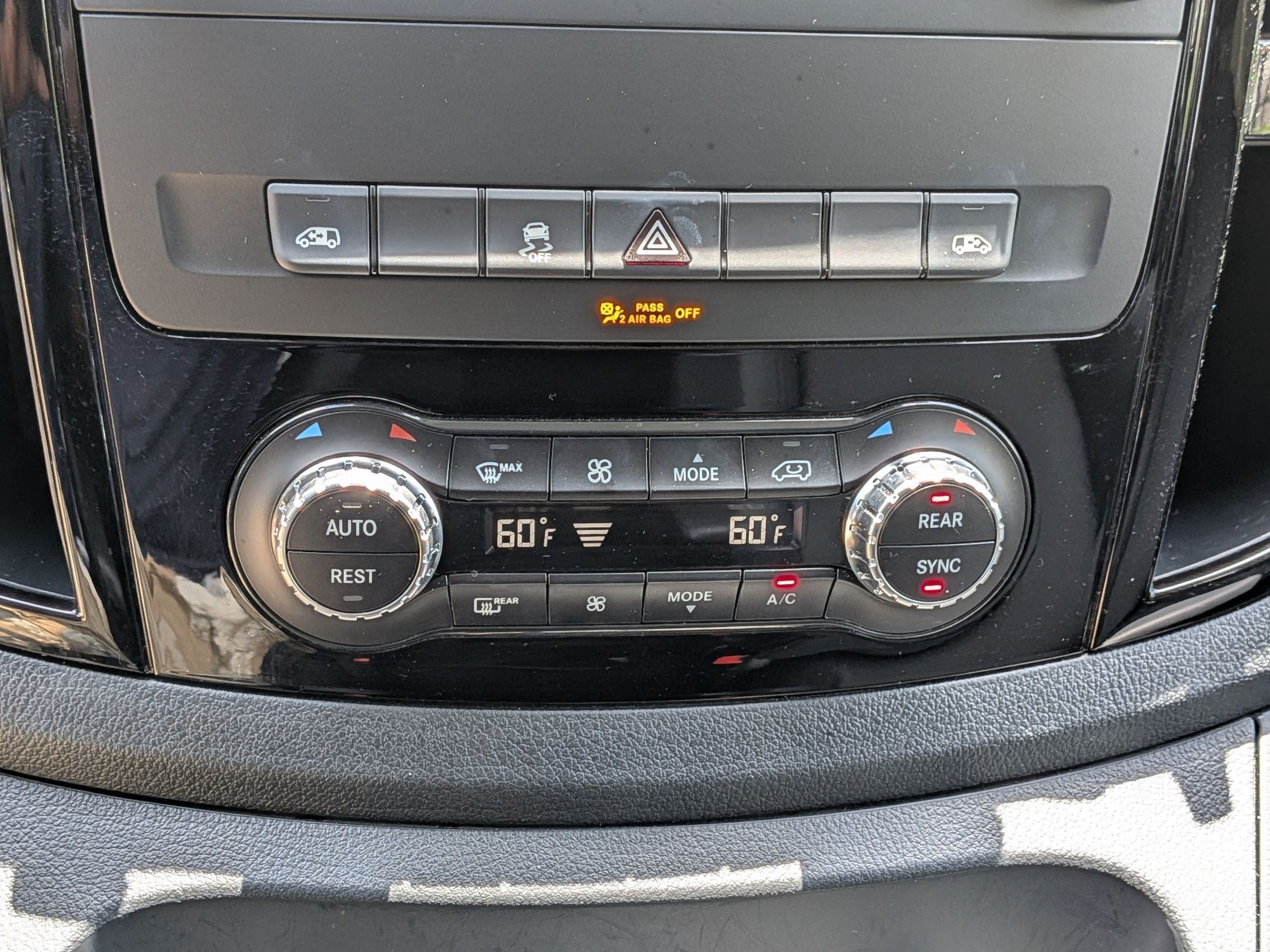 Used 2023 Mercedes-Benz Metris Passenger image 25