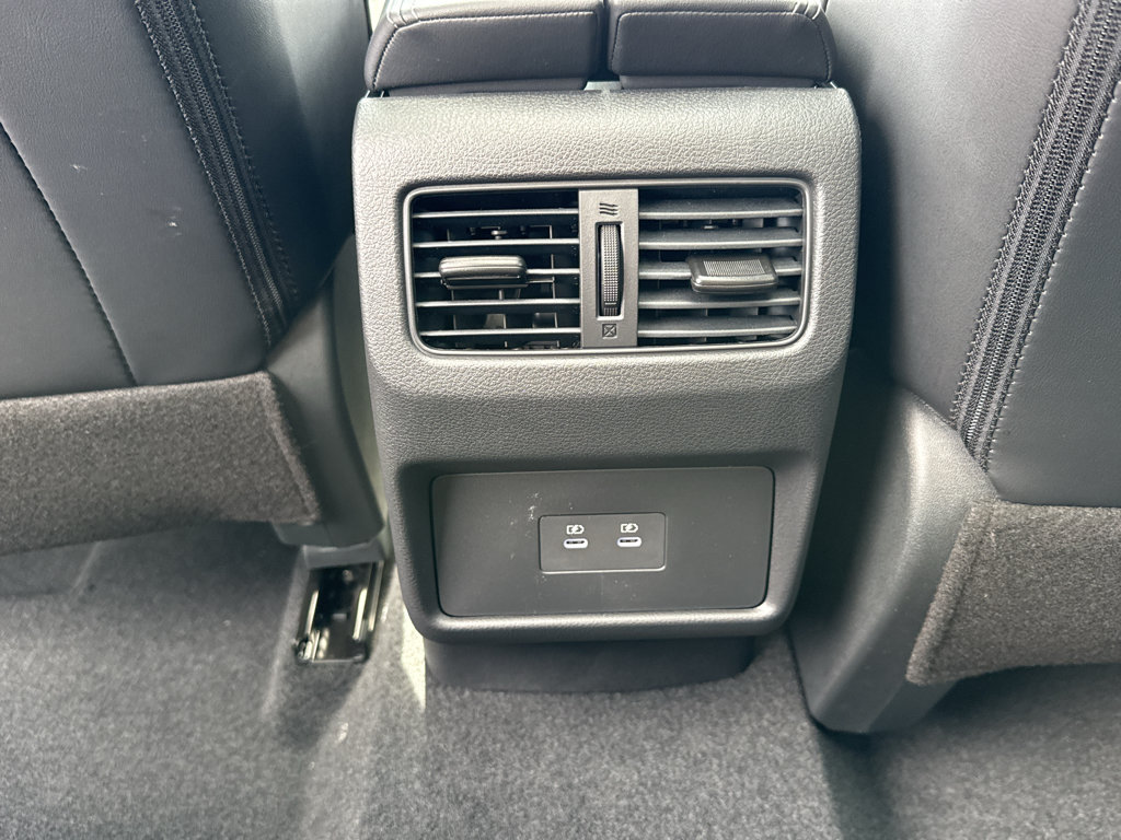 New 2026 Nissan Rogue Dark Armor AWD/4WD image 32