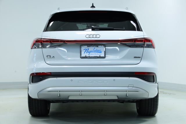 Used 2023 Audi Q4 e-tron Premium Plus w/ Premium Plus AWD/4WD image 7