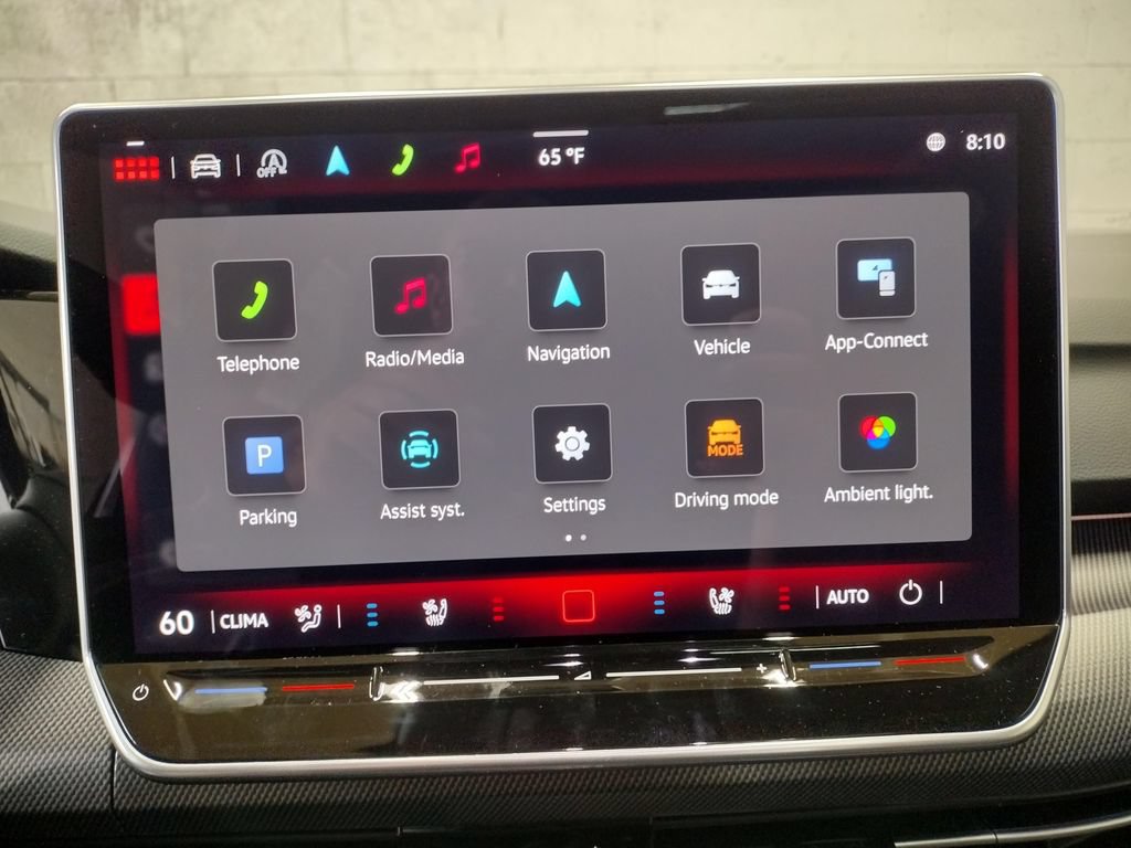 New 2026 Volkswagen GTI SE FWD image 32