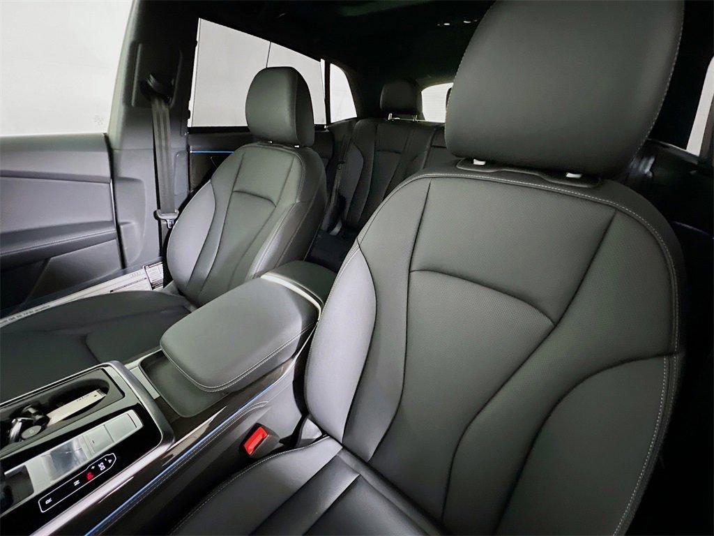 New 2026 Audi Q8 Premium Plus AWD/4WD image 11