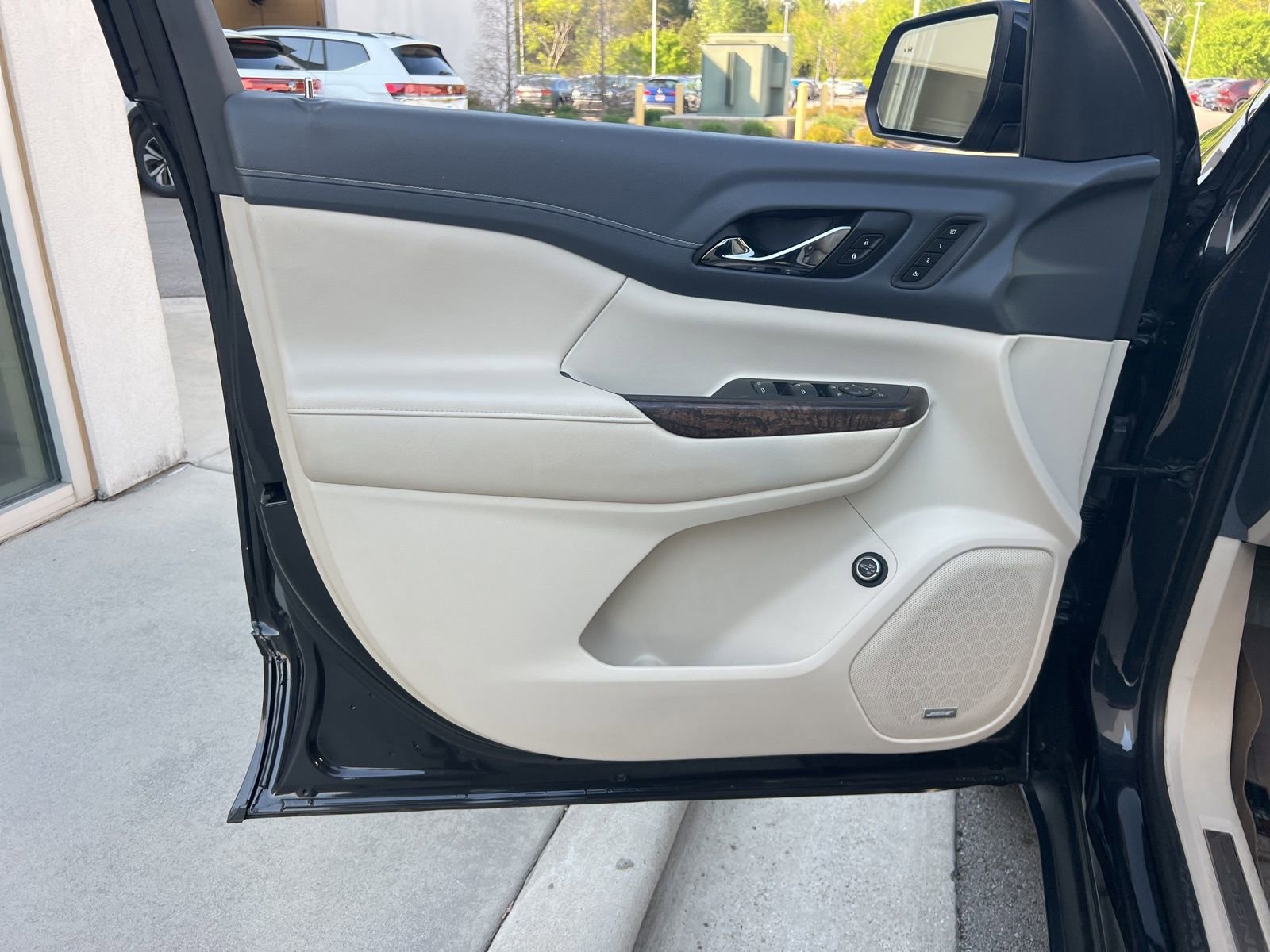 Used 2020 GMC Acadia Denali w/ Technology Package image 46