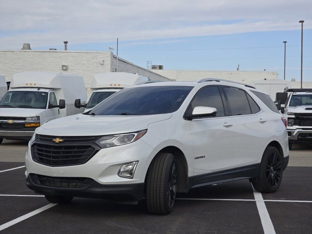 Used 2018 Chevrolet Equinox LT w/ Sun & Infotainment Package image 9