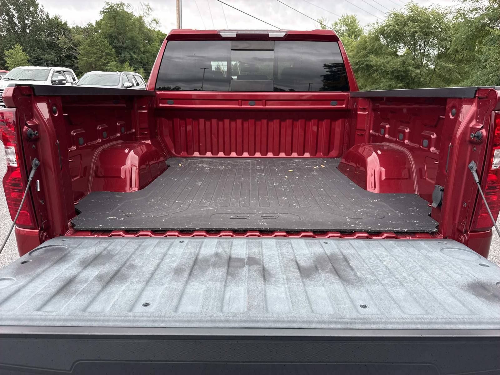 Used 2019 Chevrolet Silverado 1500 LT w/ All-Star Edition AWD/4WD image 26