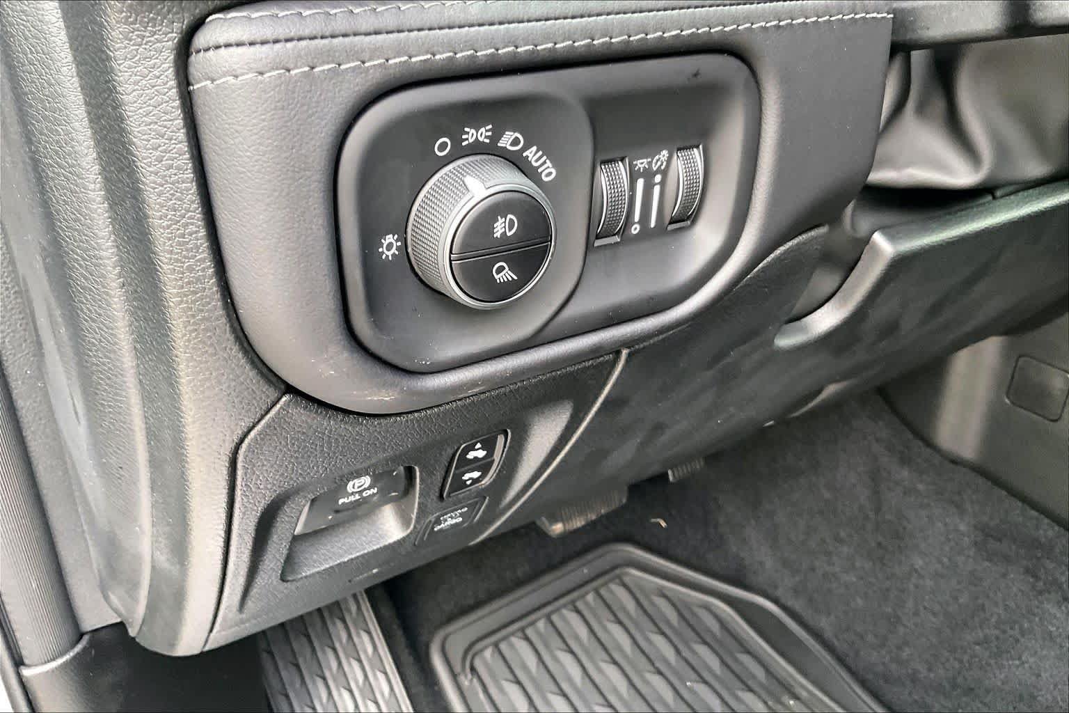 New 2027 RAM 1500 Limited AWD/4WD image 16