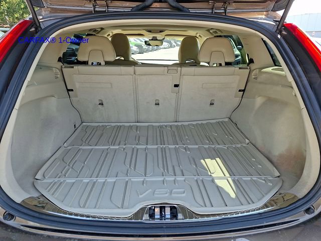 Used 2017 Volvo V60 T5 Cross Country AWD/4WD image 31