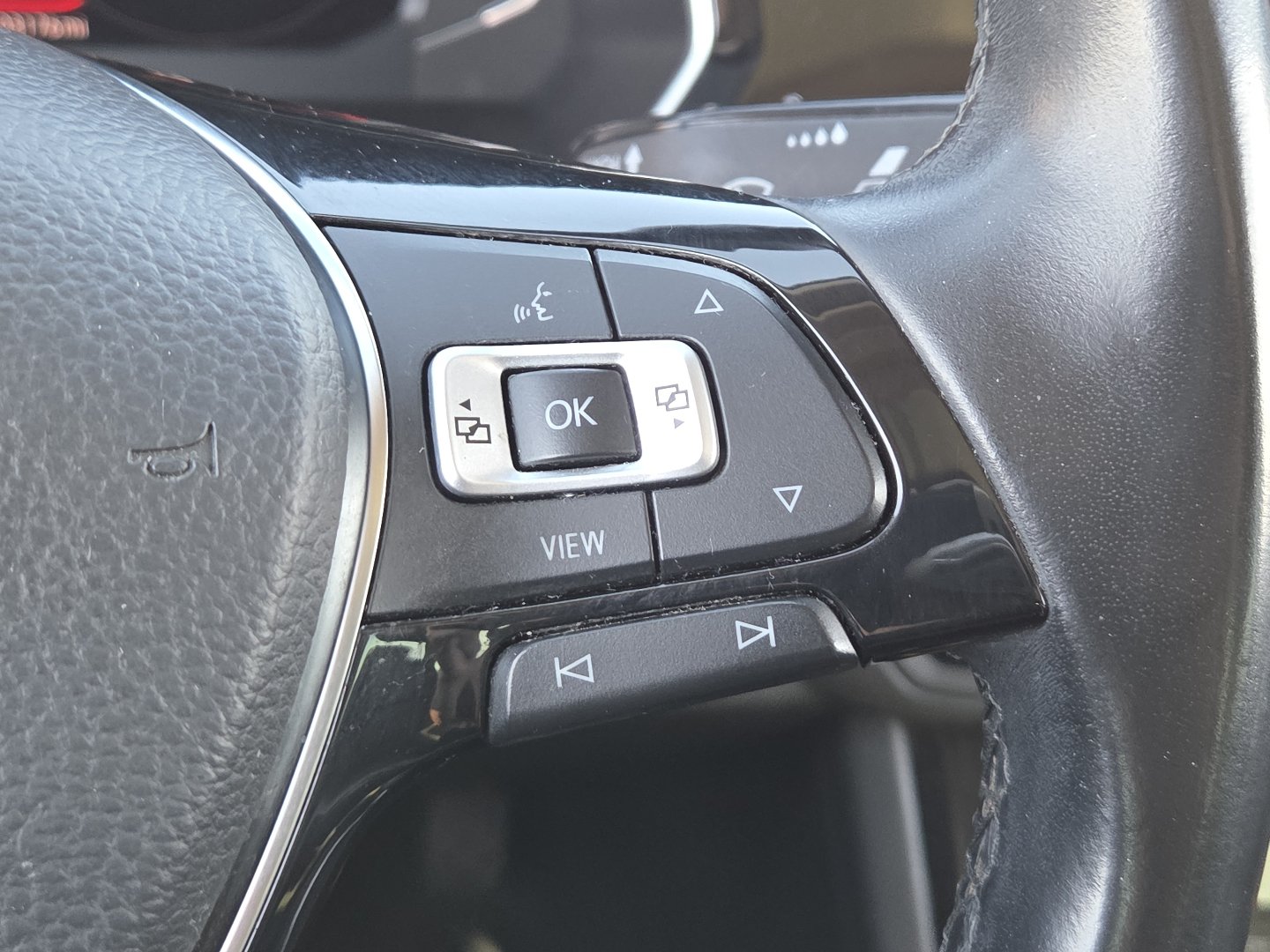 Used 2019 Volkswagen Jetta SEL FWD image 30