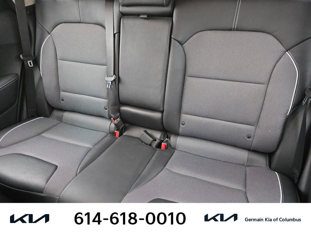 Certified 2020 Kia Niro EX w/ Cold Weather Package image 18