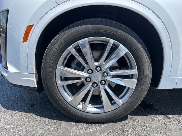 Used 2024 Cadillac XT6 Premium Luxury w/ LPO, Floor Liner Package AWD/4WD image 11