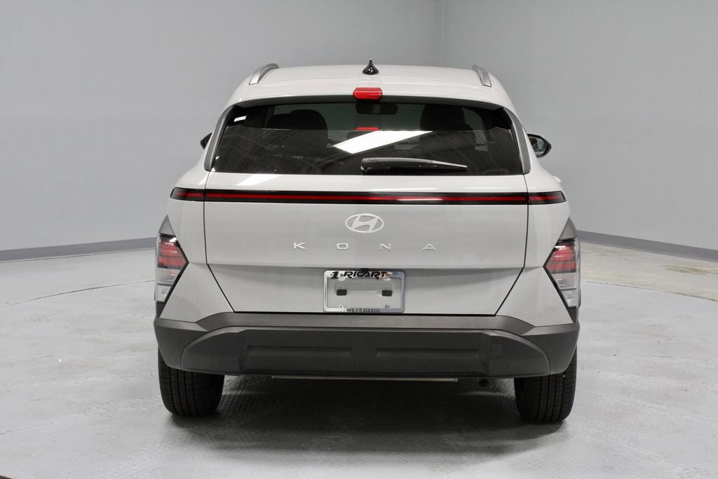 Certified 2025 Hyundai Kona SEL FWD image 12