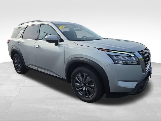 Used 2024 Nissan Pathfinder SV AWD/4WD image 8