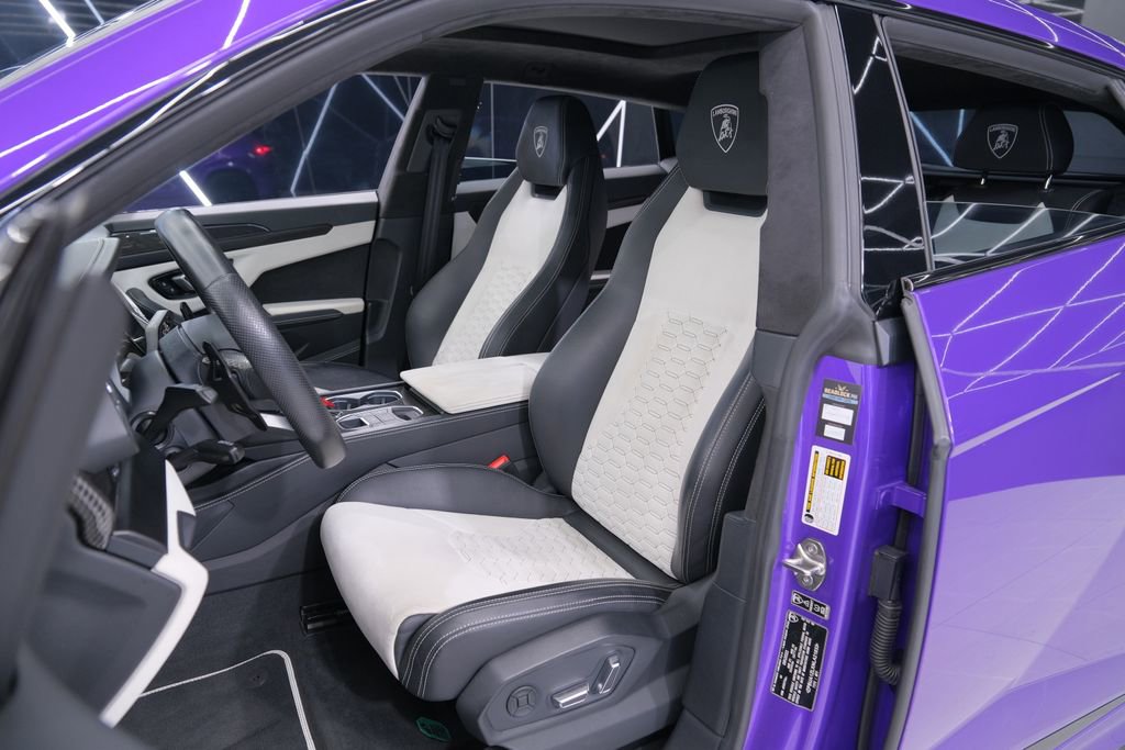 Used 2022 Lamborghini Urus image 27