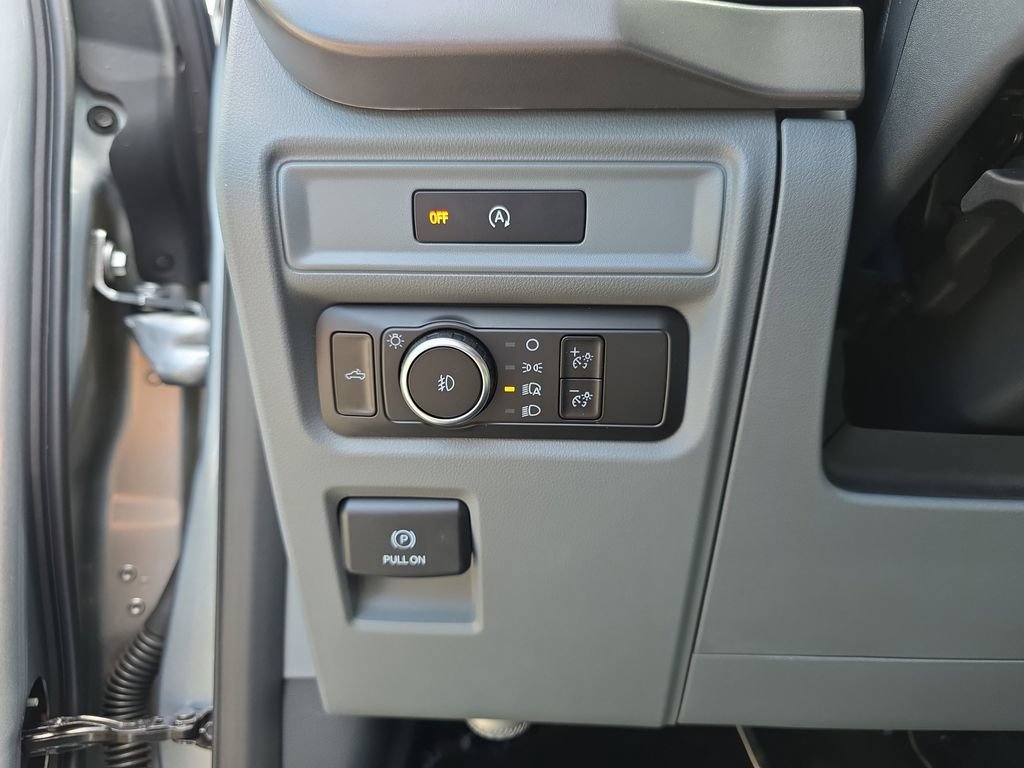 Used 2025 Ford F150 XLT AWD/4WD image 19