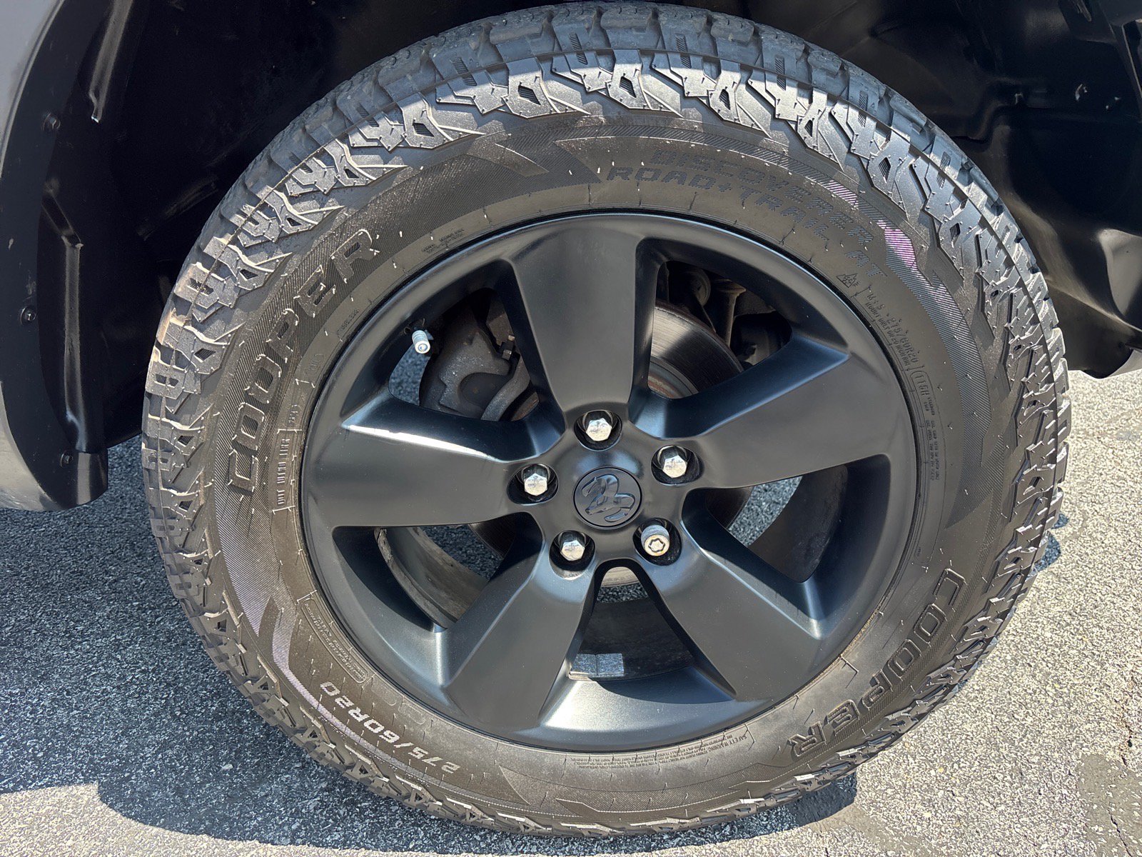 Used 2019 RAM 1500 Warlock AWD/4WD image 9