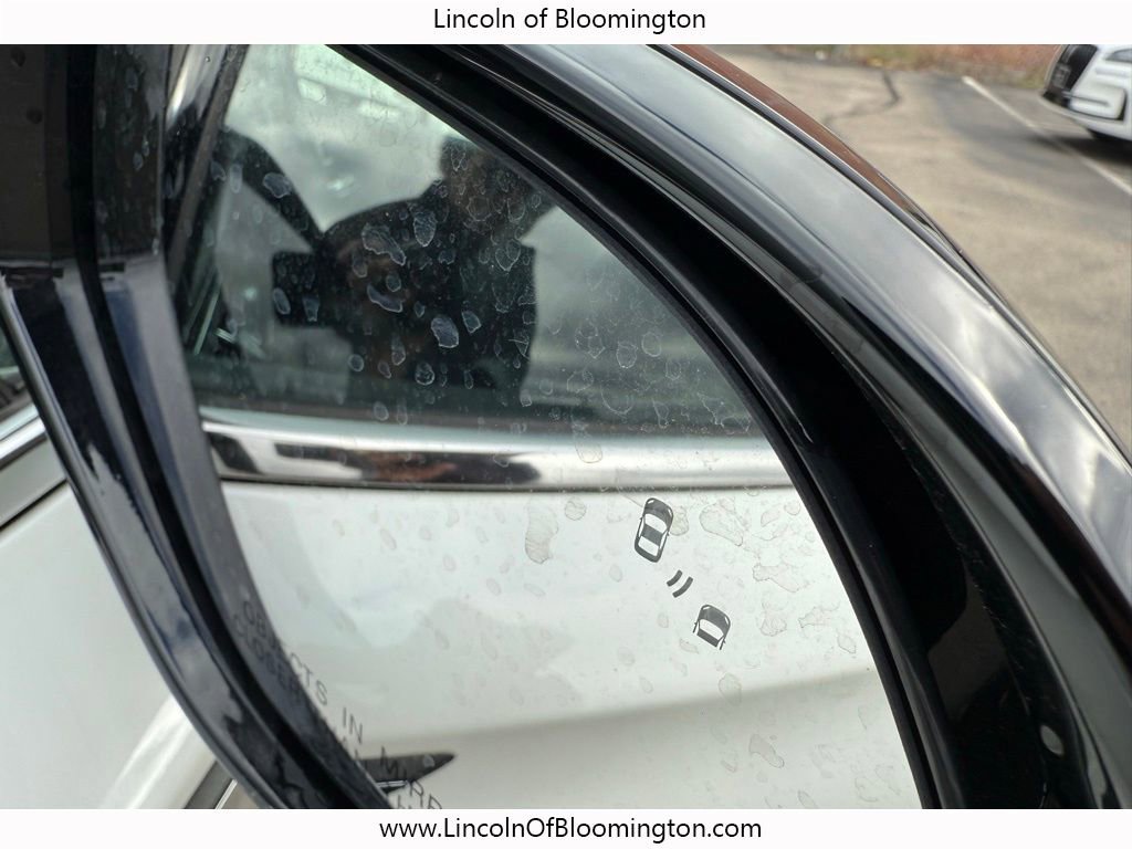 New 2025 Lincoln Corsair Reserve w/ Towing Package image 38