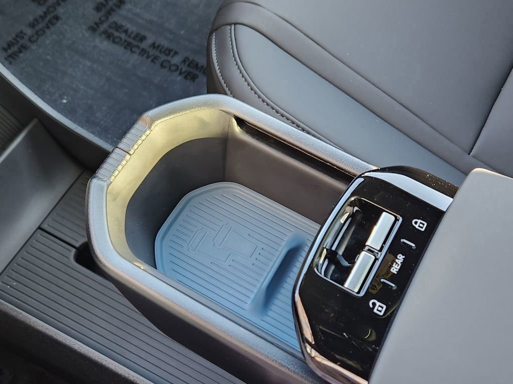 New 2026 Volvo EX30 Cross Country Ultra w/ Protection Package Premier image 11