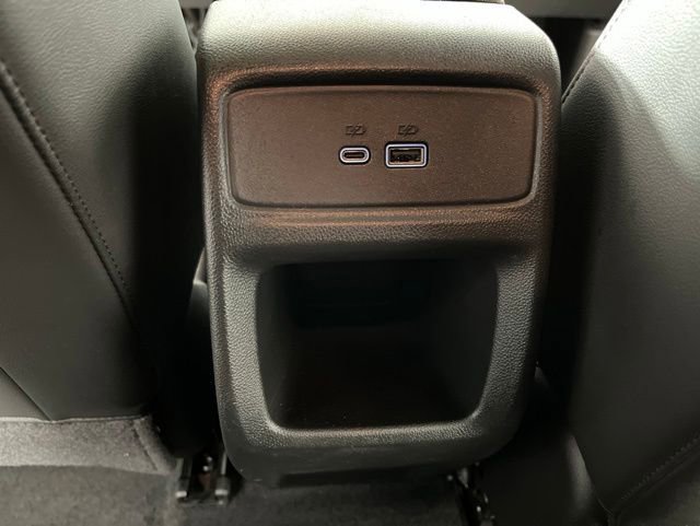 Used 2024 Chevrolet Trax RS w/ Sunroof Package FWD image 43