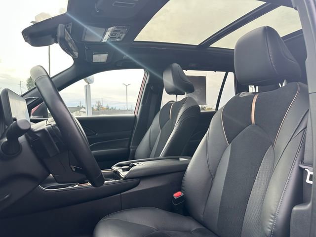 Used 2024 Toyota Grand Highlander AWD Hybrid image 10