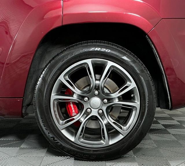 Used 2018 Jeep Grand Cherokee SRT w/ Trailer Tow Group IV image 9