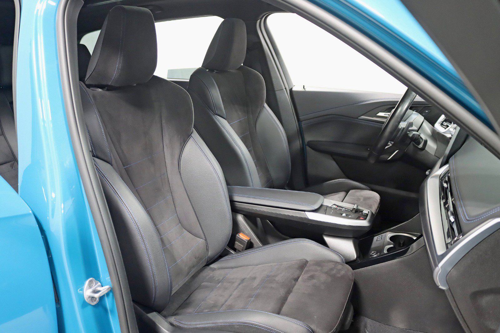 Used 2023 BMW X1 xDrive28i w/ M Sport Package image 27