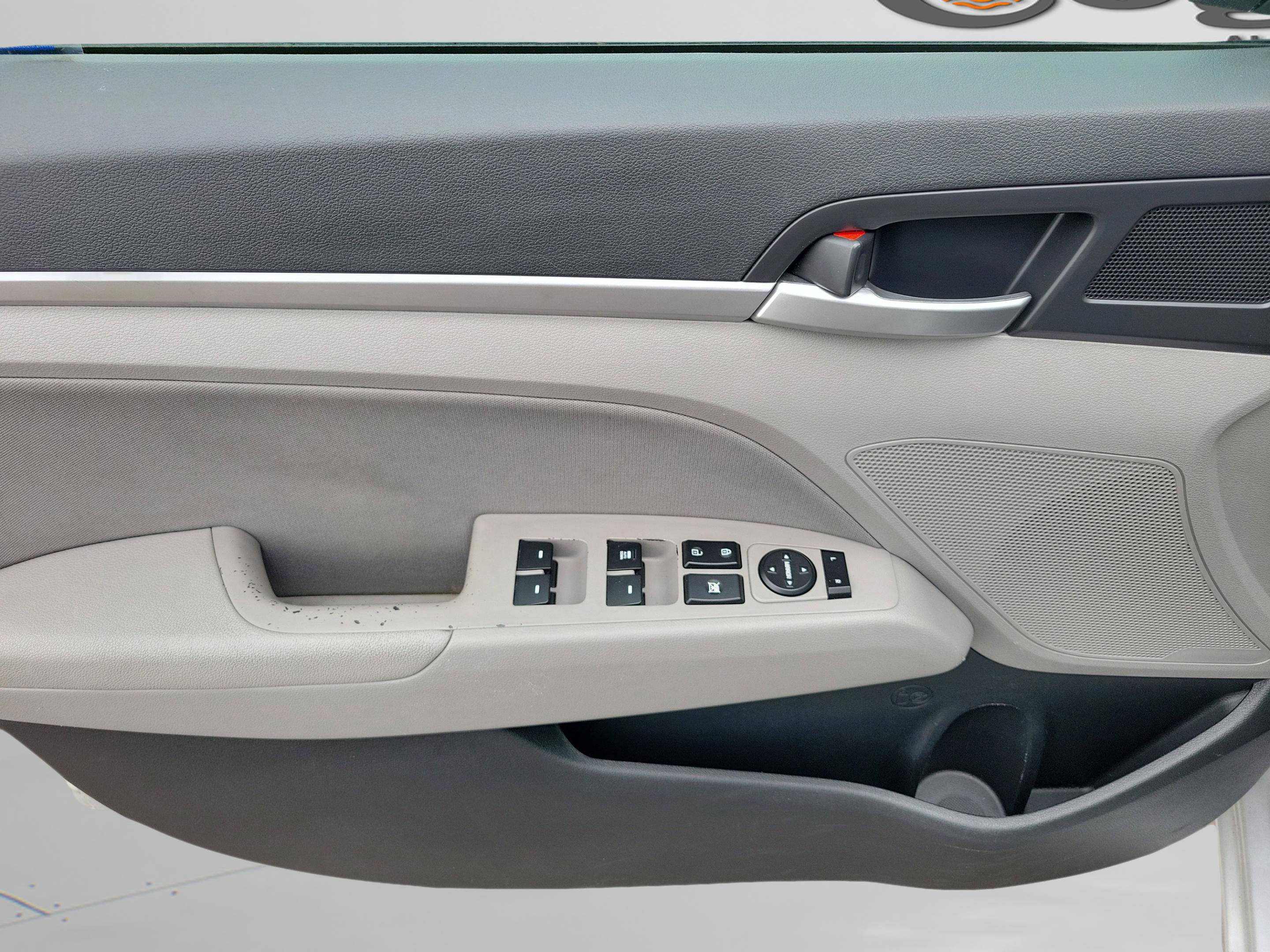 Used 2019 Hyundai Elantra SEL image 23