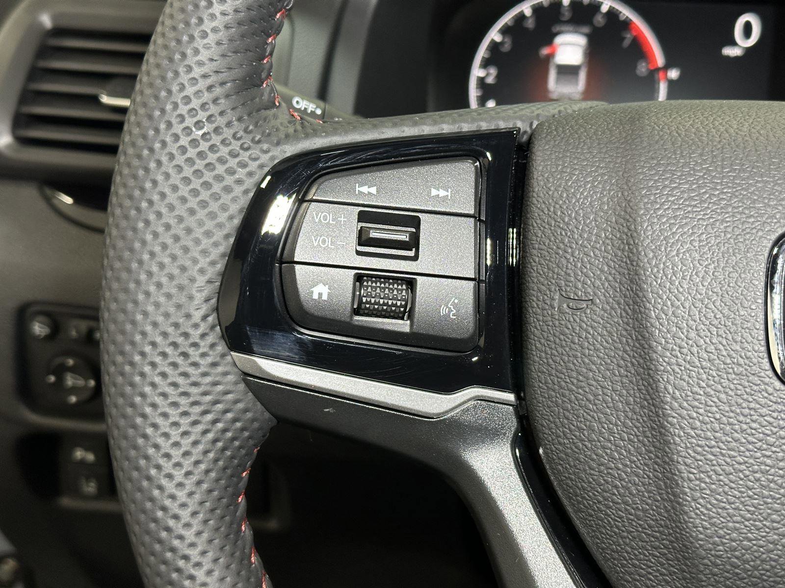 New 2026 Honda Ridgeline Black Edition image 19