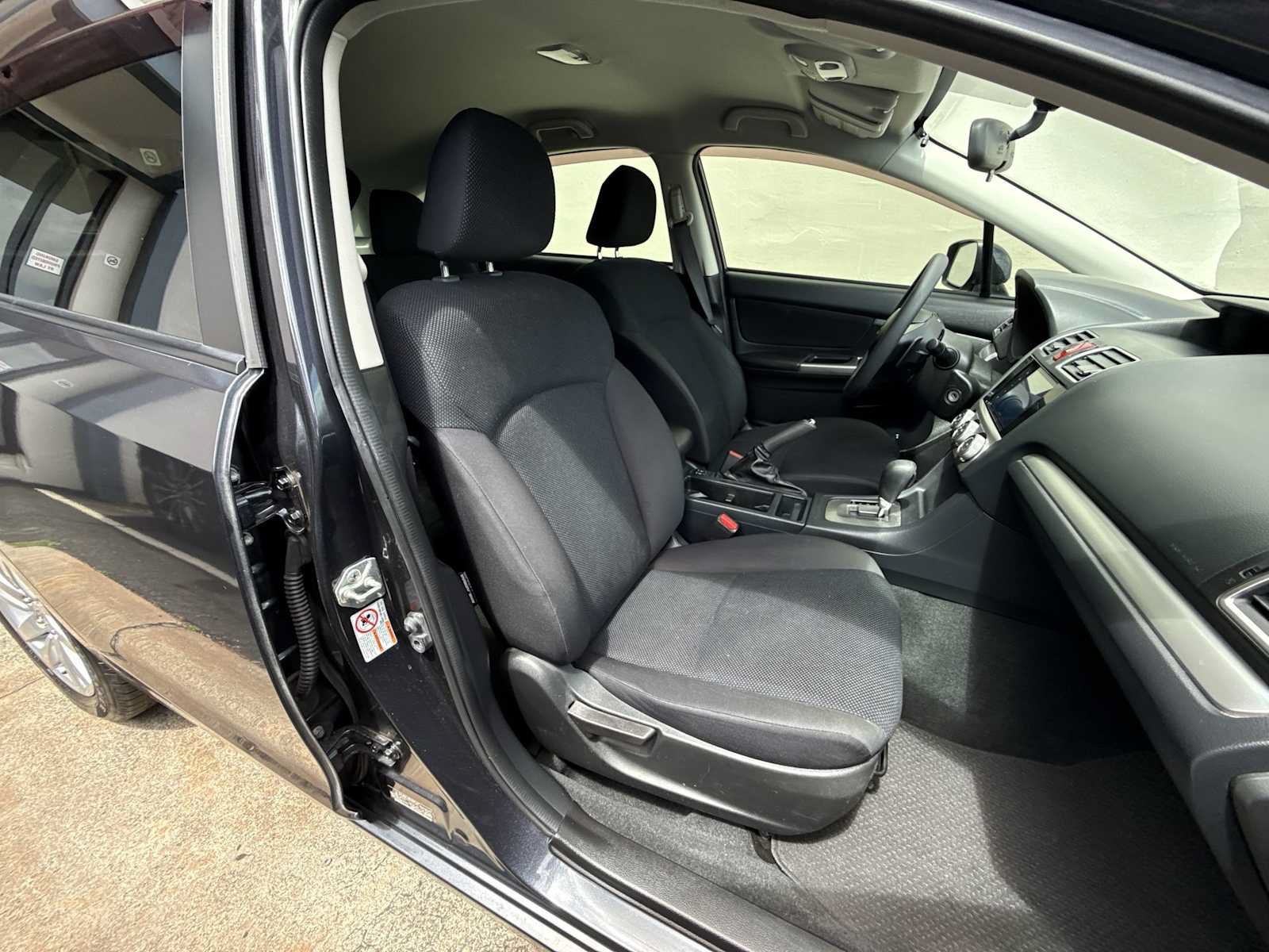 Used 2015 Subaru Impreza 2.0i Premium AWD/4WD image 25