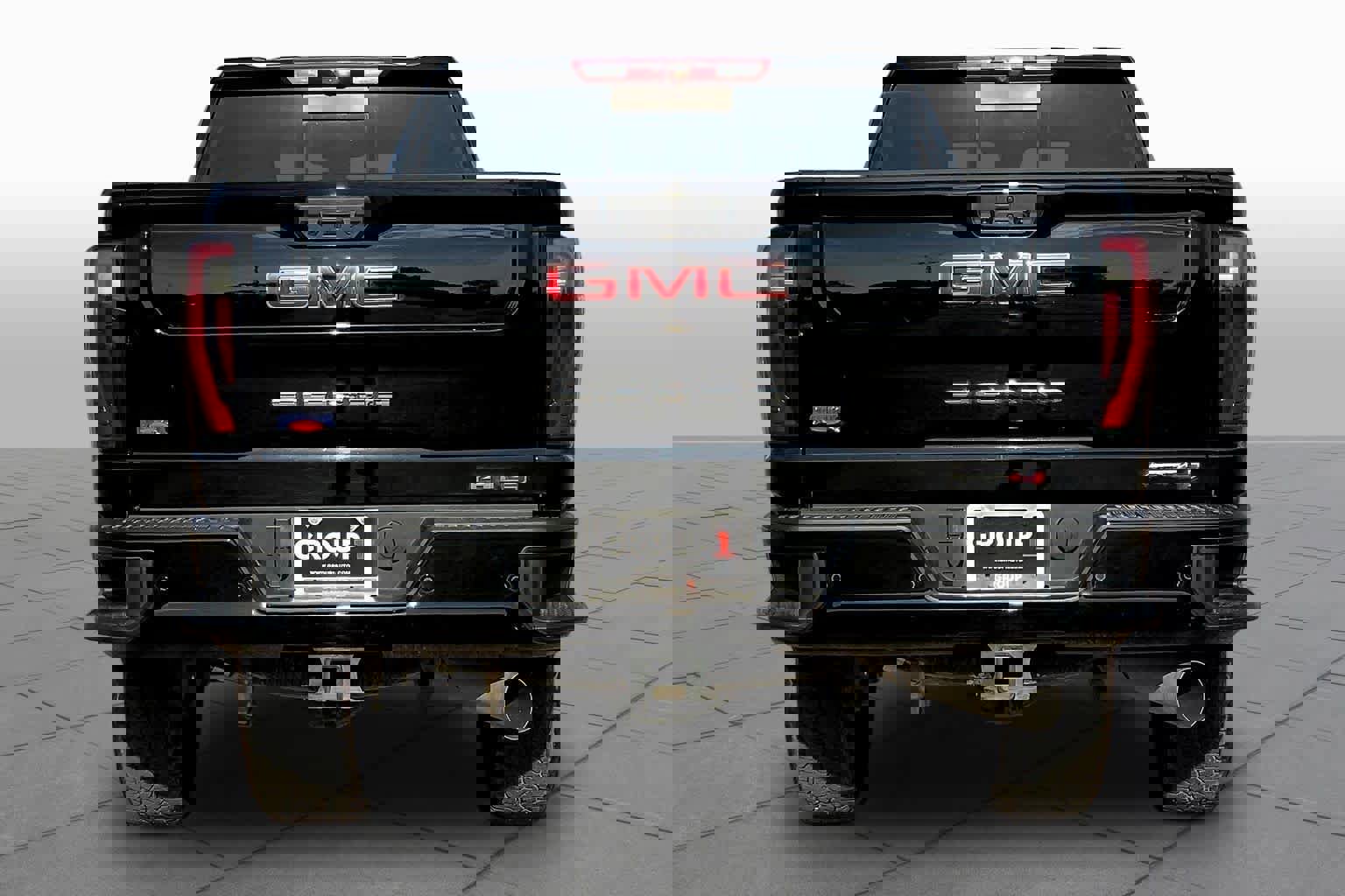 Used 2025 GMC Sierra 2500 AT4 w/ AT4 Premium Plus Package image 5