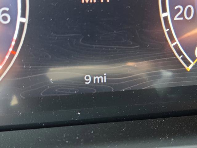 New 2025 Jeep Grand Cherokee Limited w/ Luxury Tech Group II image 6