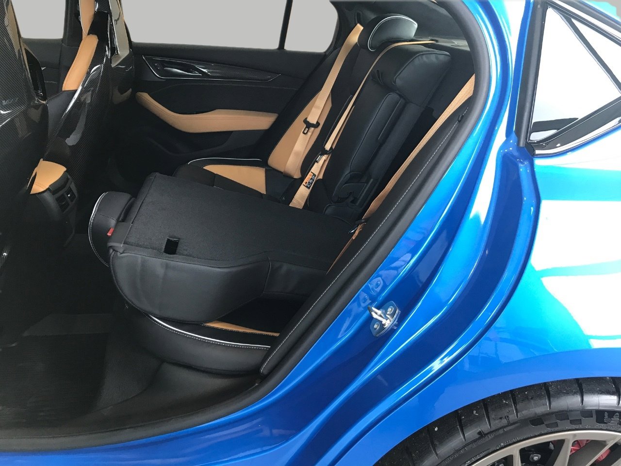 New 2026 Cadillac CT5 V Blackwing w/ Precision Package image 26