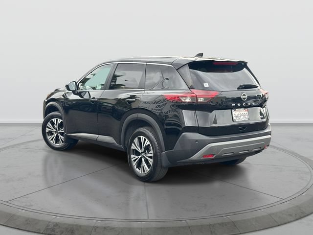 Certified 2023 Nissan Rogue SV FWD image 5