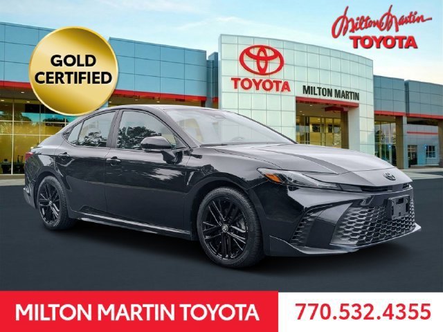 Used 2025 Toyota Camry SE