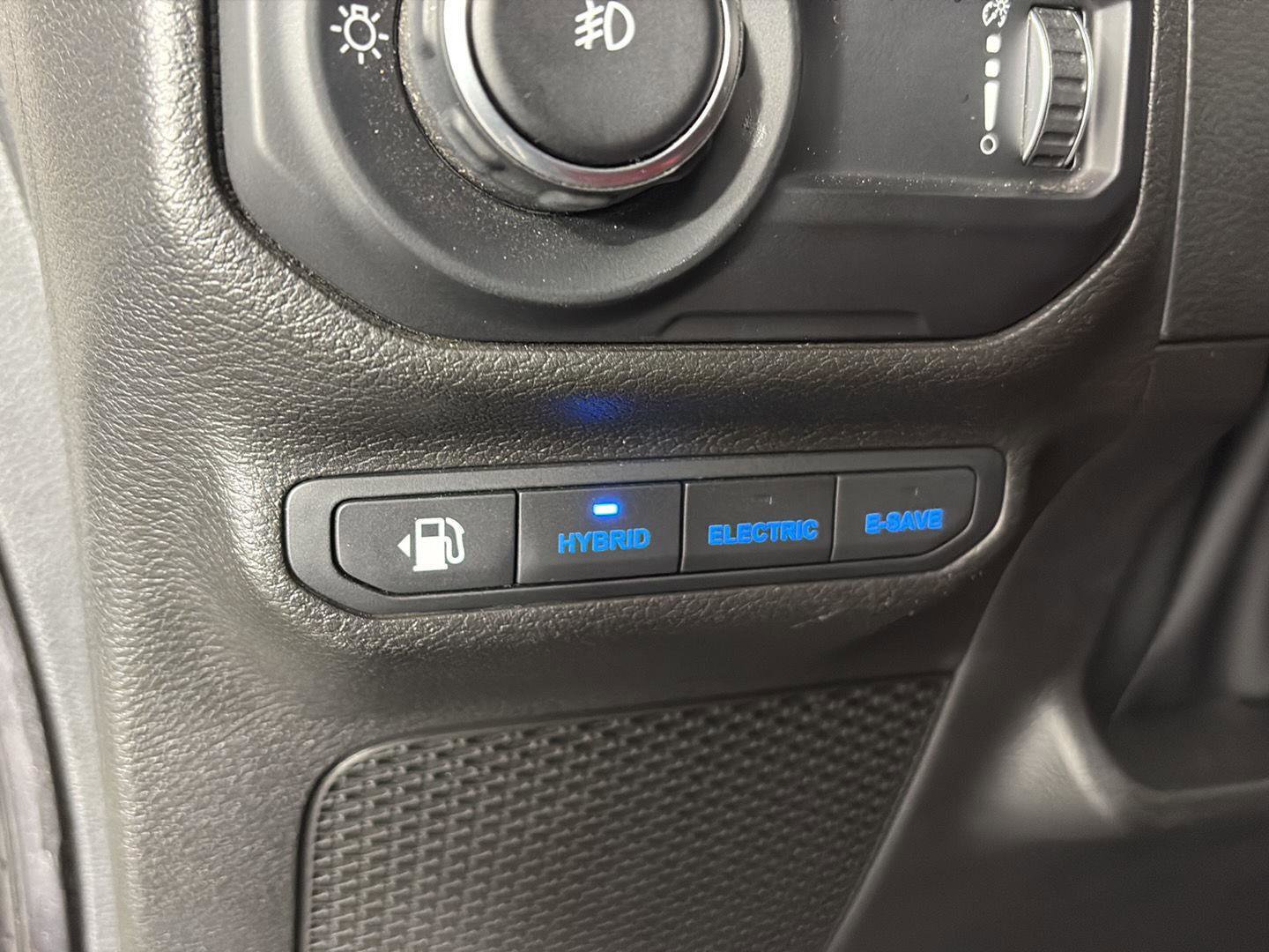 Used 2023 Jeep Wrangler Unlimited Rubicon 4xe AWD/4WD image 29