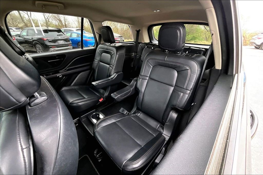 Used 2020 Lincoln Aviator Reserve image 36