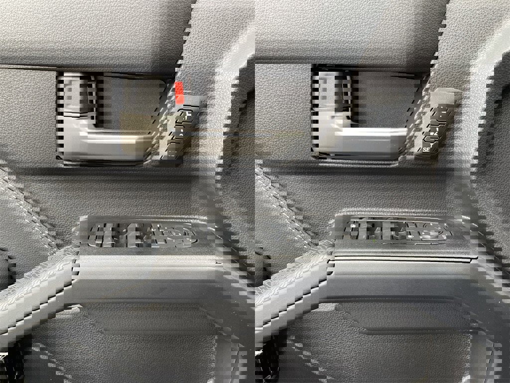 New 2026 Toyota 4Runner Limited image 7