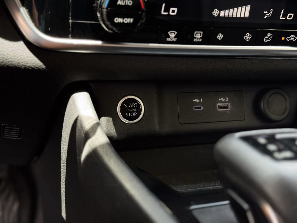 Used 2022 Nissan Rogue SV FWD image 11