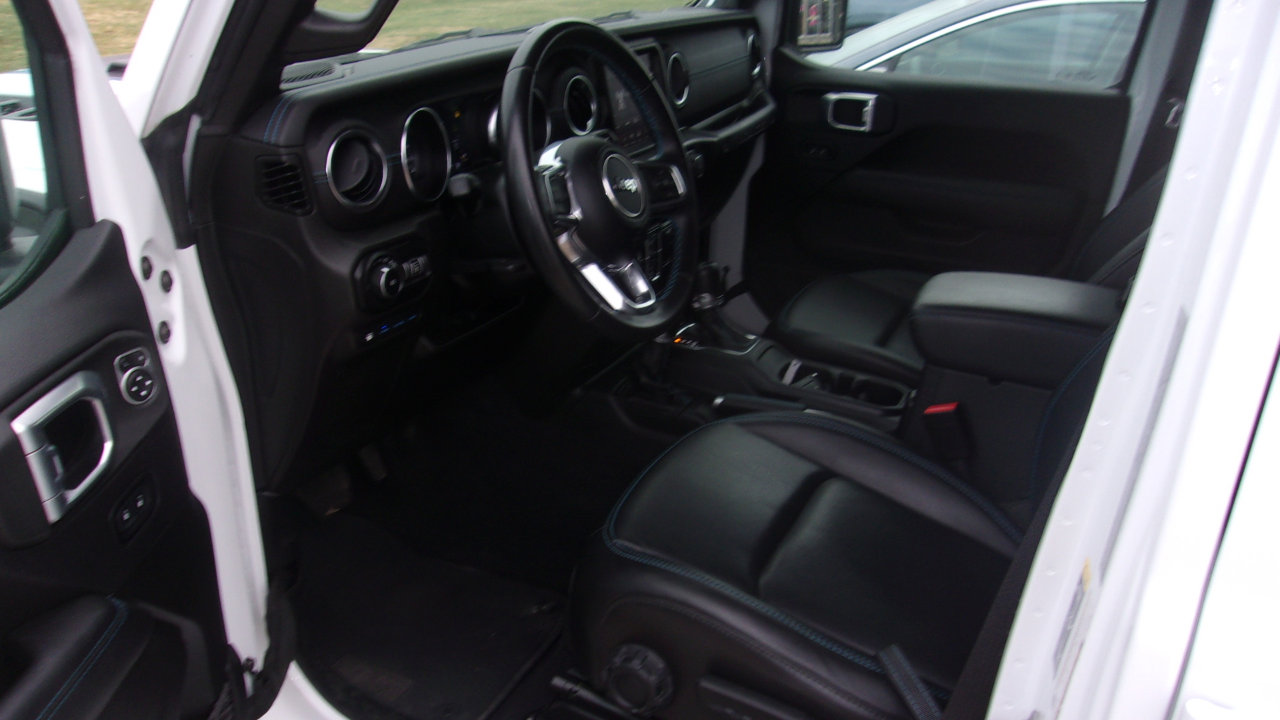 Used 2021 Jeep Wrangler Unlimited Rubicon 4xe w/ Safety Group image 3