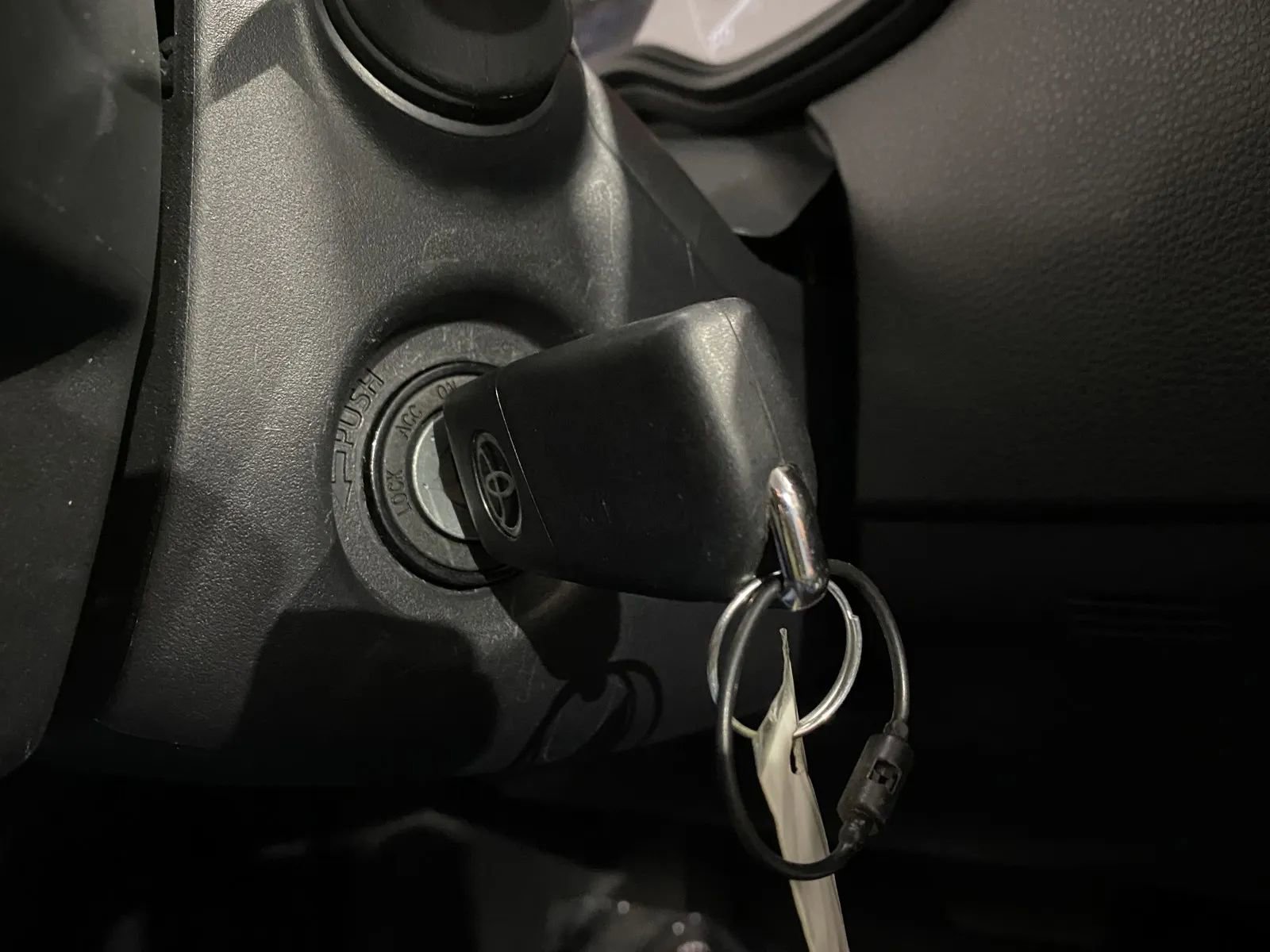 Used 2025 Toyota Corolla LE image 16