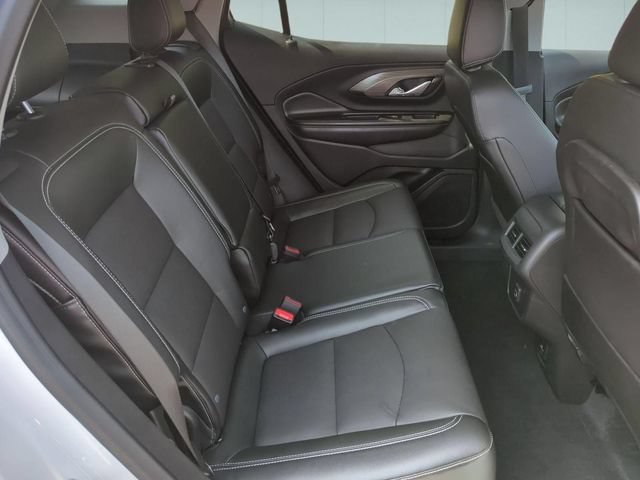 Used 2023 GMC Terrain SLT w/ LPO, Floor Liner Package AWD/4WD image 26
