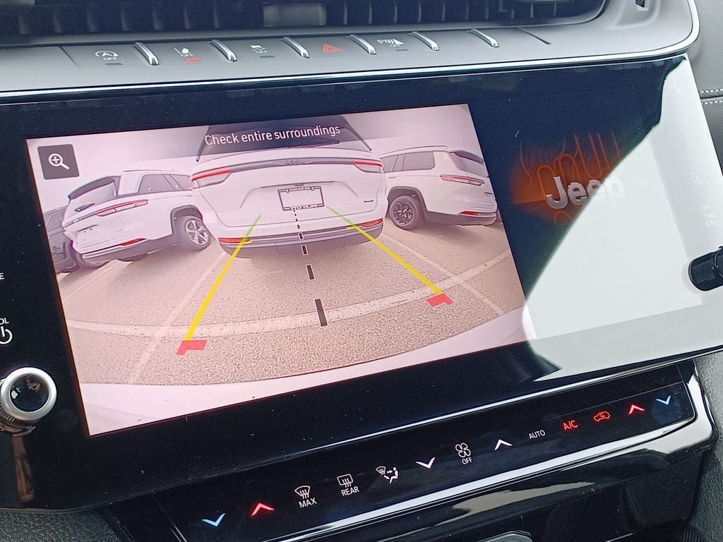 New 2026 Jeep Grand Cherokee L Limited AWD/4WD image 17