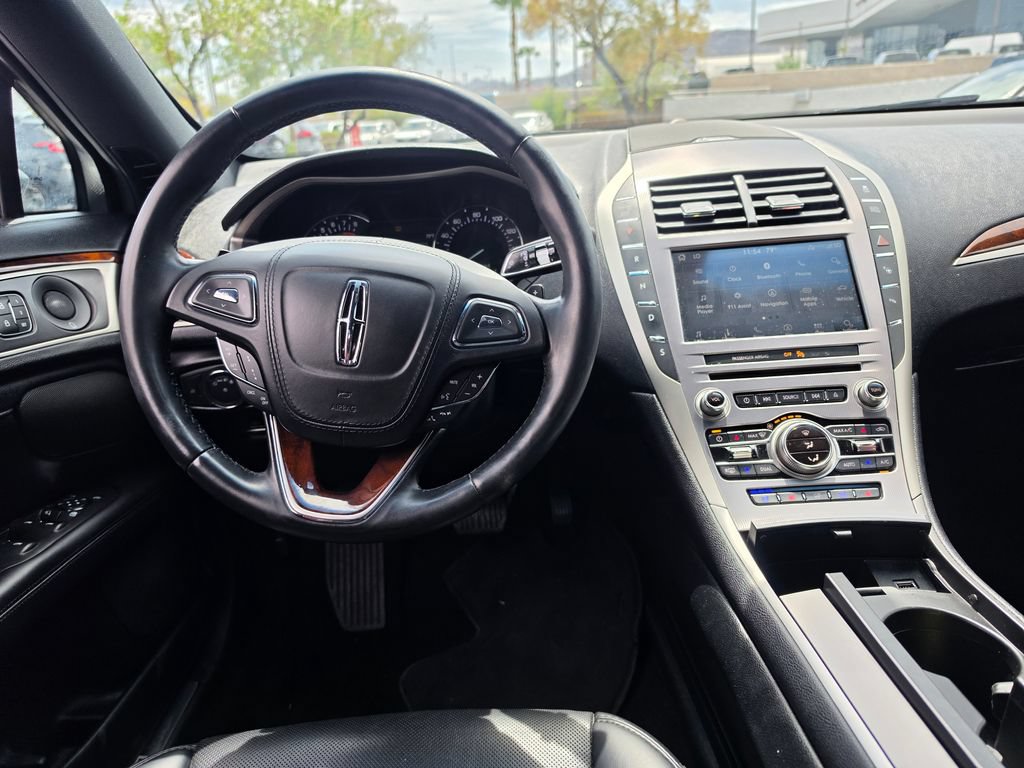 Used 2019 Lincoln MKZ Reserve FWD image 12