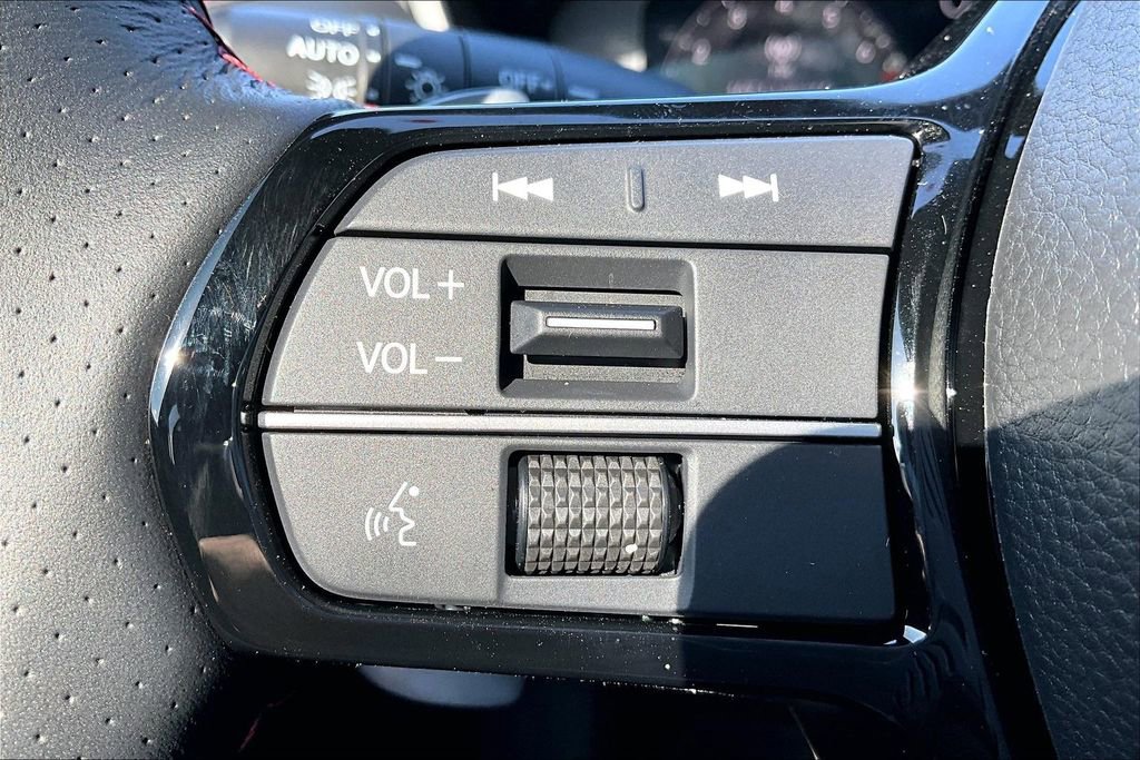 Certified 2025 Acura ADX A-Spec image 25