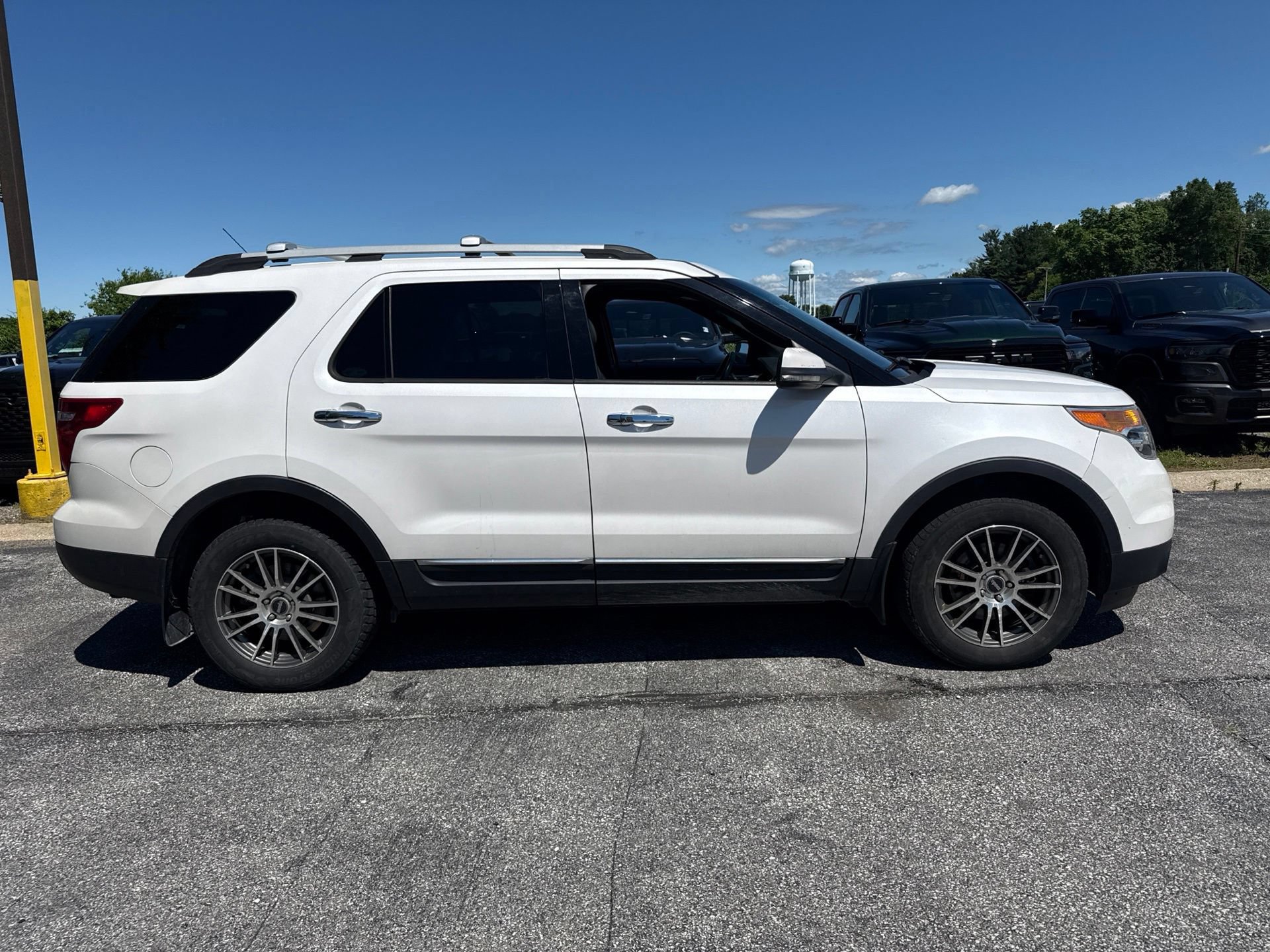 Used 2012 Ford Explorer Limited AWD/4WD image 6
