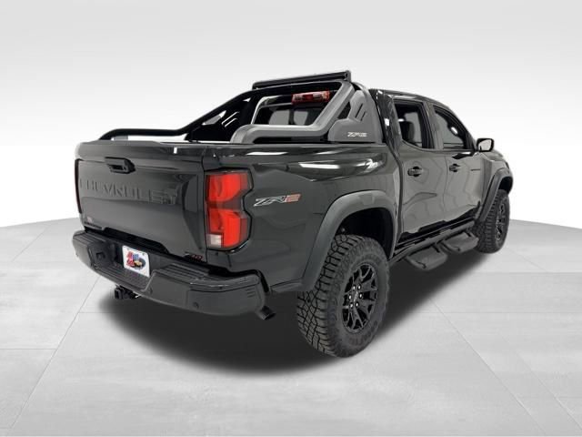 Certified 2025 Chevrolet Colorado ZR2 w/ Midnight Edition image 5