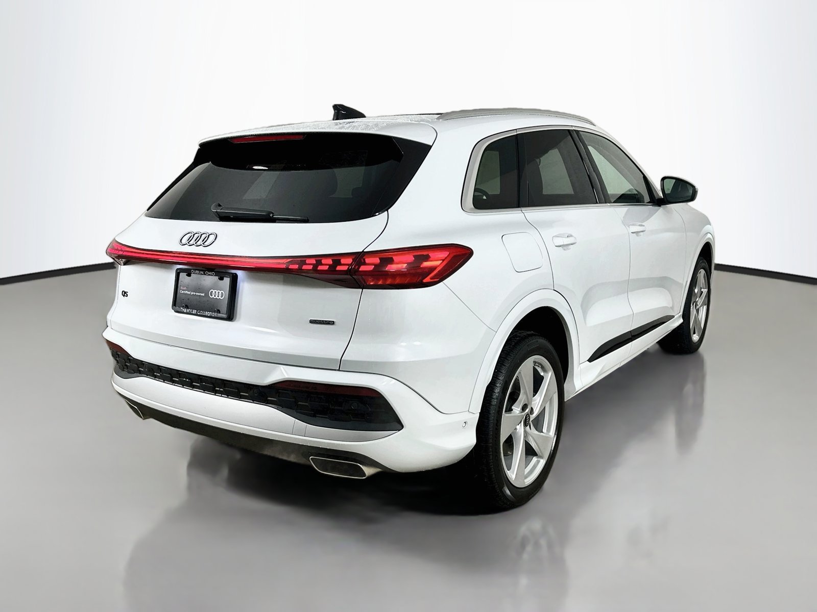 Certified 2025 Audi Q5 Premium Plus AWD/4WD image 5