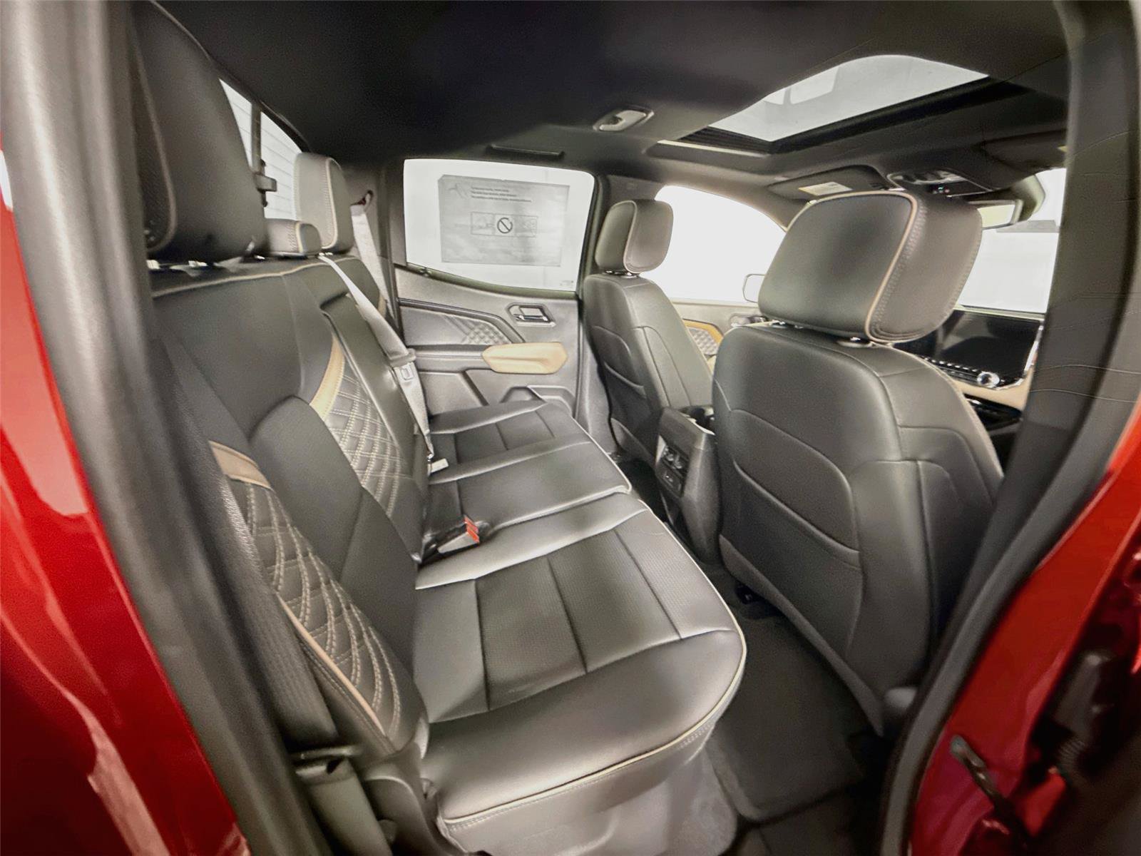 New 2026 GMC Canyon Denali AWD/4WD image 19