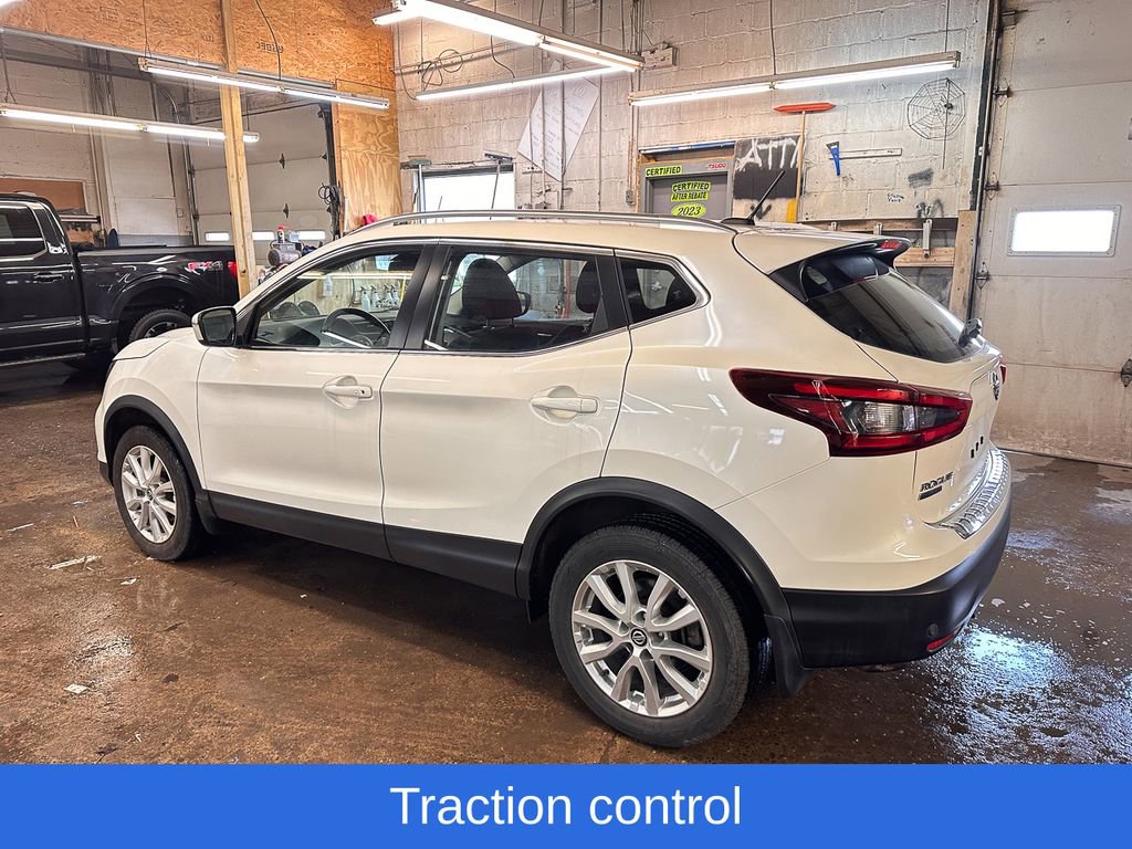 Used 2021 Nissan Rogue Sport SV image 5