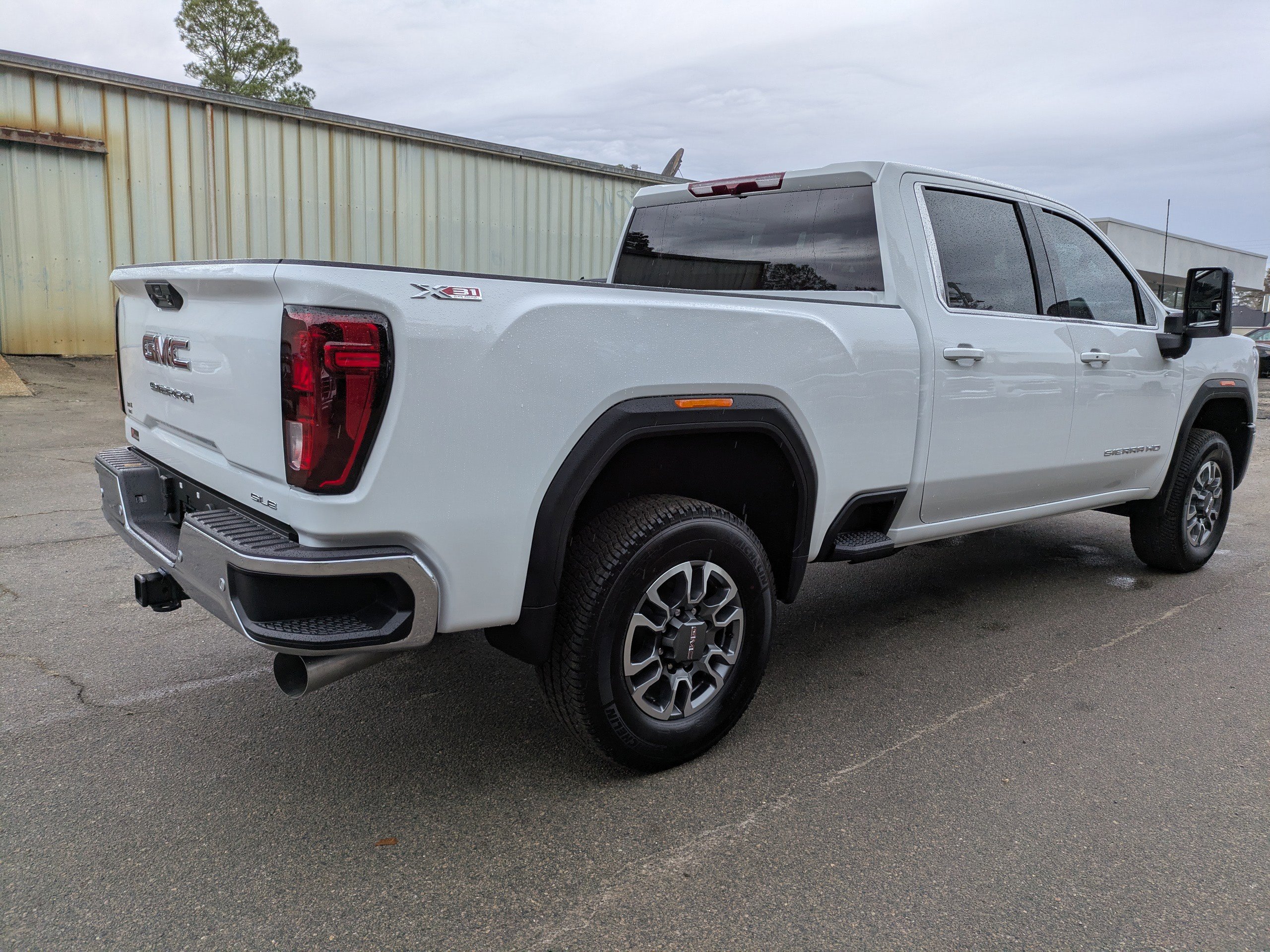 New 2025 GMC Sierra 2500 SLE image 4